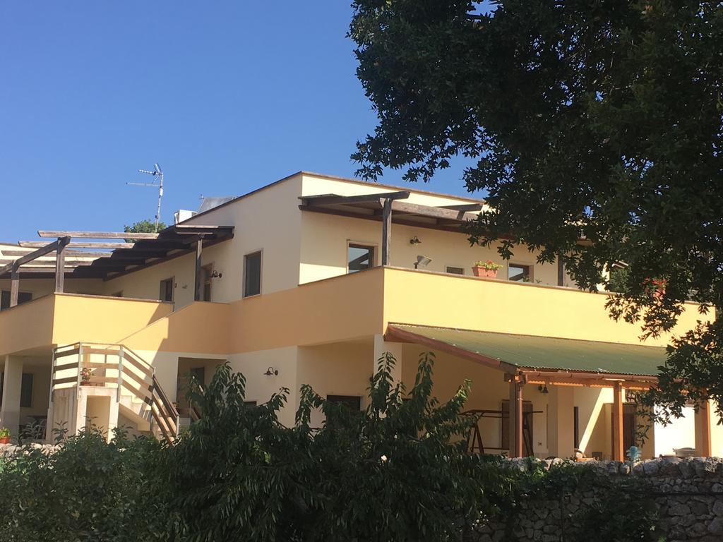 Agritria Di Umberto Anglisani Vila Ostuni Exterior foto